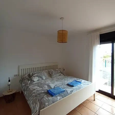 Babel House, La Oliva